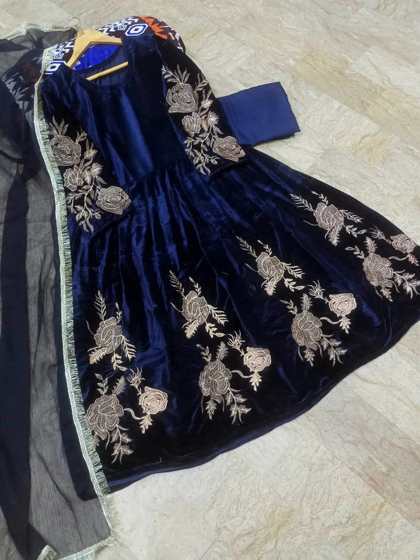 Velvet Winter Maxi Set - Embroidered Elegance (3-Piece Outfit)